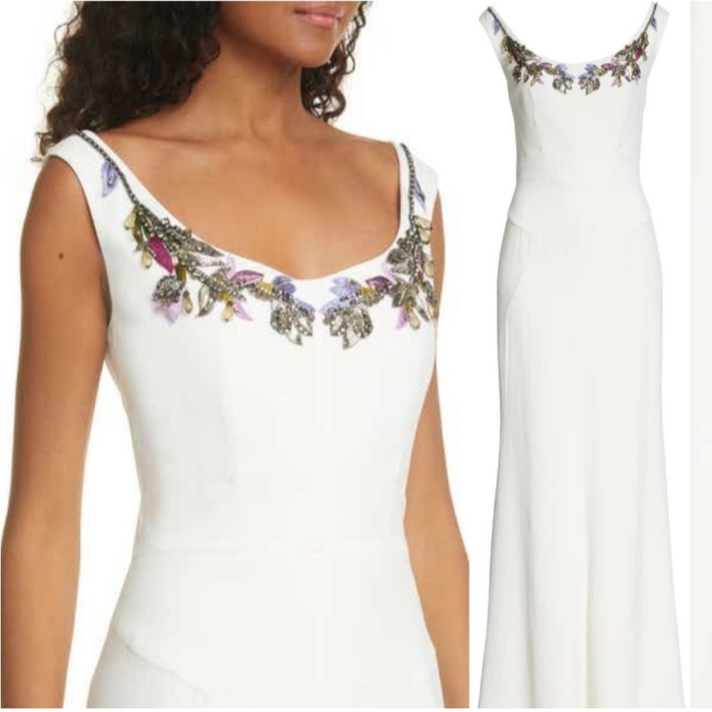 Alexander McQueen Embellished Neck Crepe Sheath Gown White IT 36 / 0